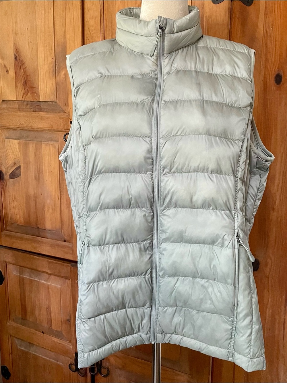 32 Degrees Light Sage Quilted Puffer Vest